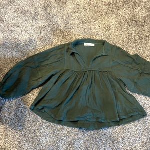 Green puff sleeves blouse